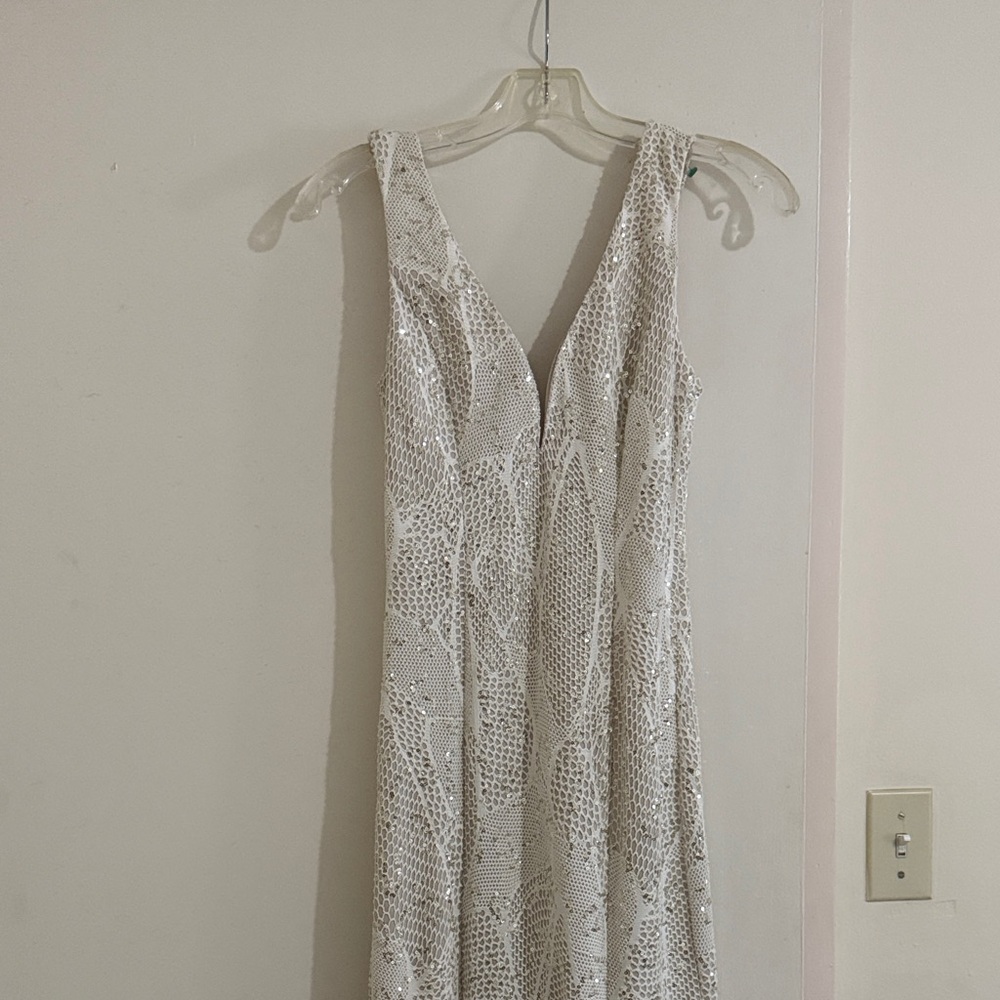 Charlotte Russe White Patterned Maxi Dress